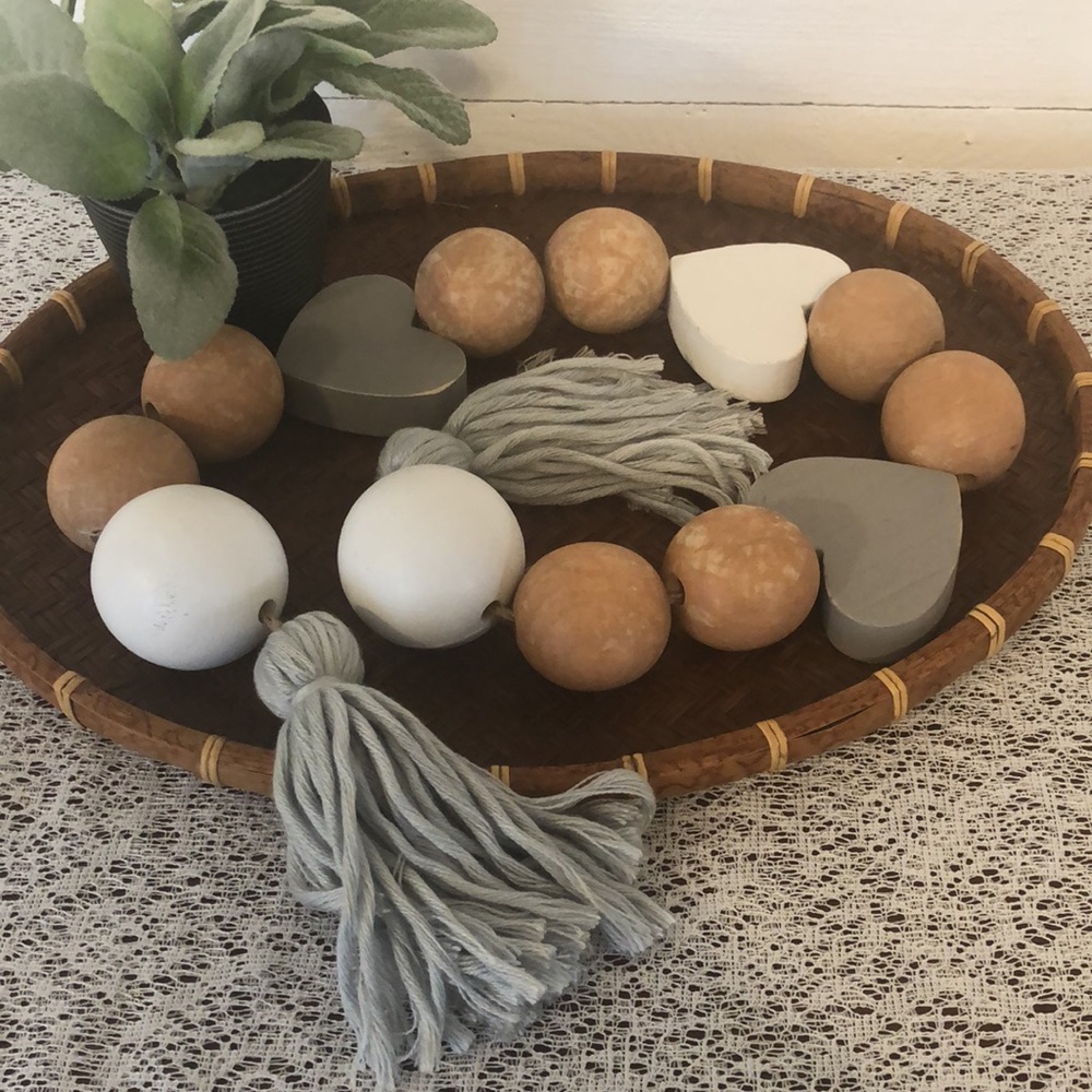 NWOT Chunky Natural Wood Beads and Hearts Garland Boho Decor